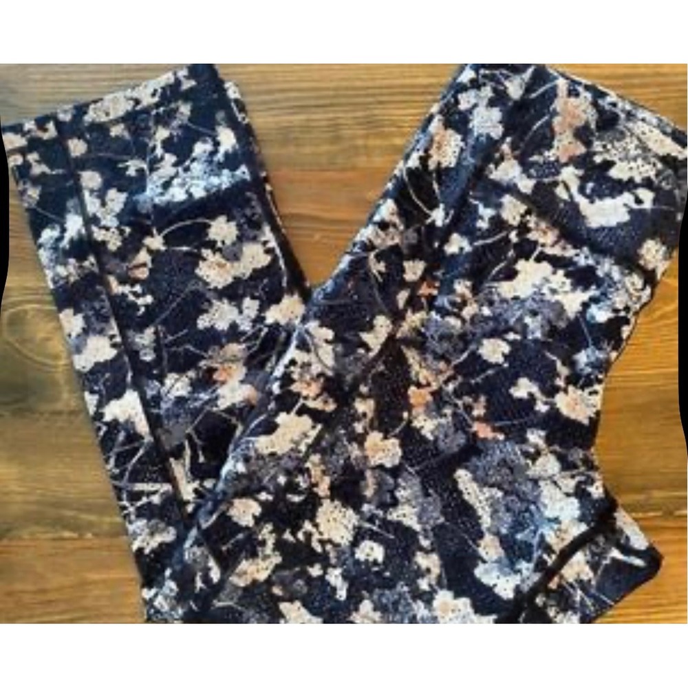 Lululemon Leggings Women's Floral Print Yoga Workout Training Athletic Pants 6